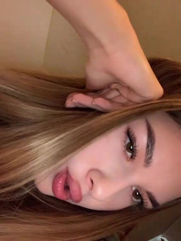 @Violetta