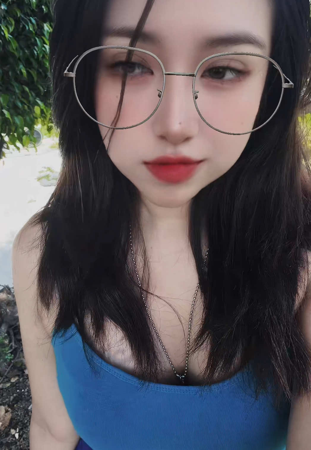 @Elena Cova