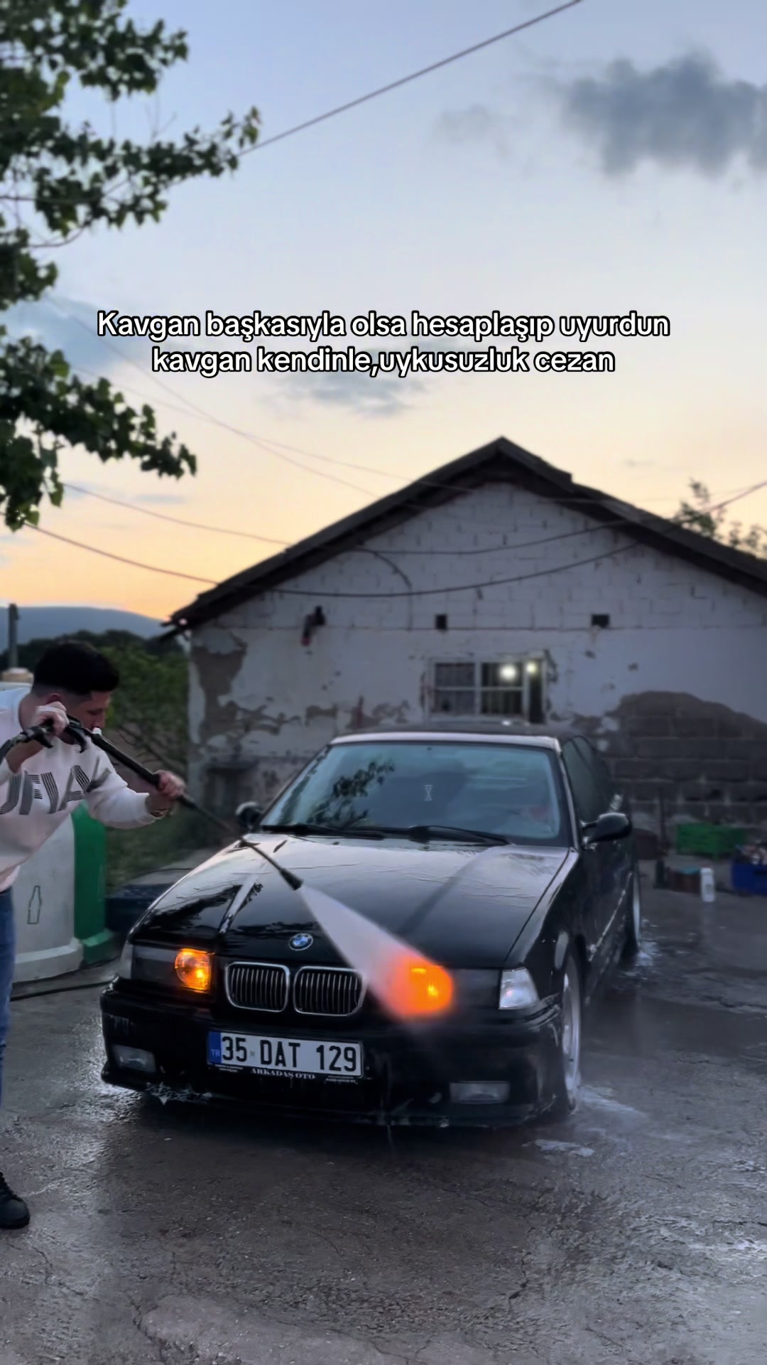 @R&uuml;şt&uuml; G&Ouml;KBAYRAK