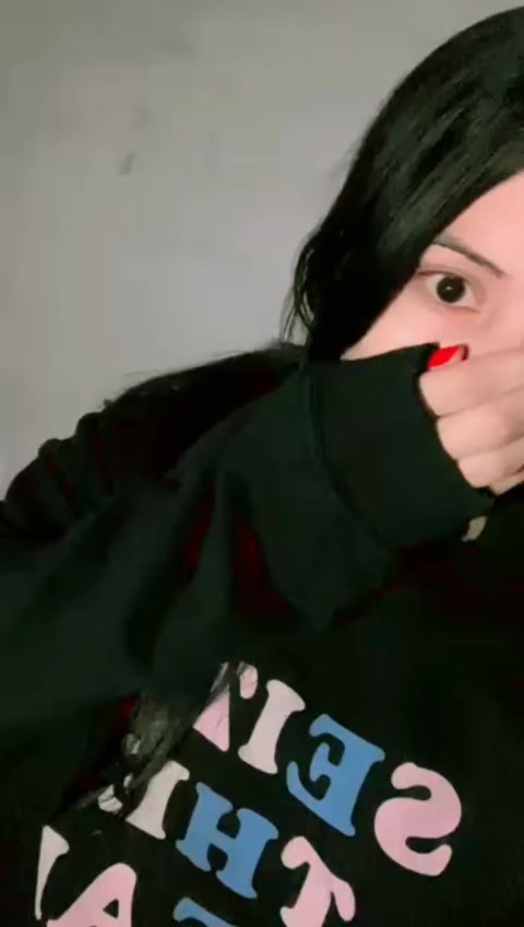 @~MANO&