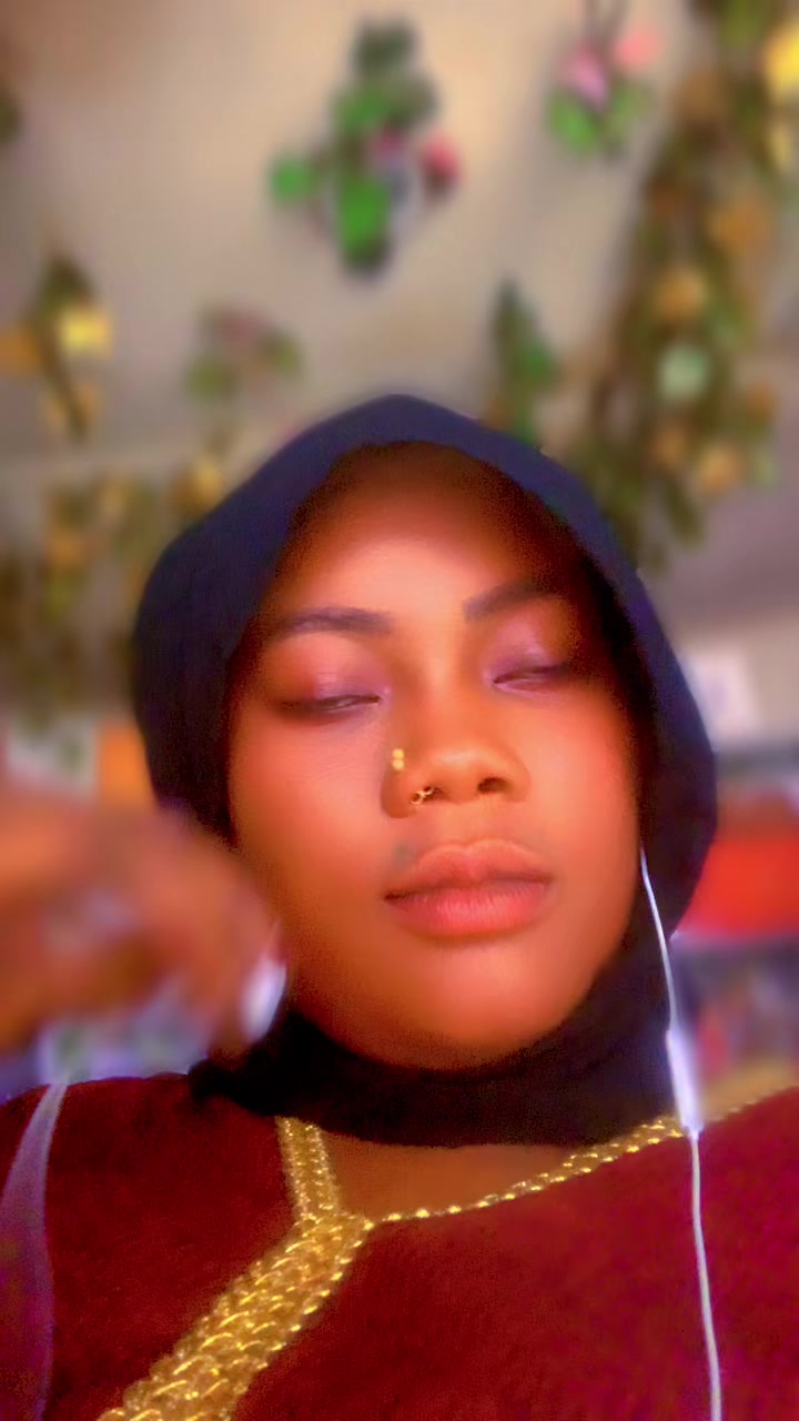 @halimatanikekaya