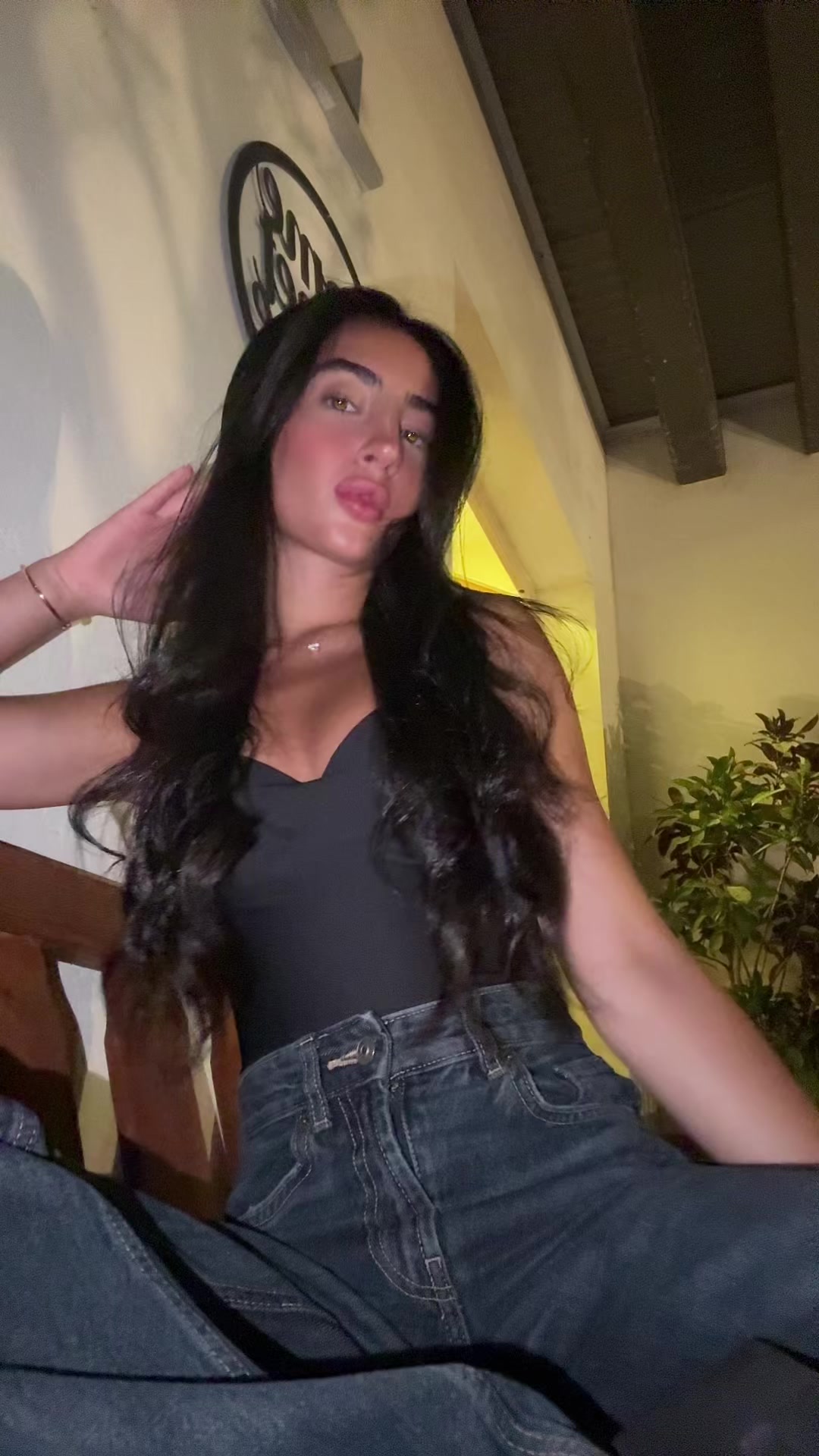 @אגם שוקרי-החלקות שיער
