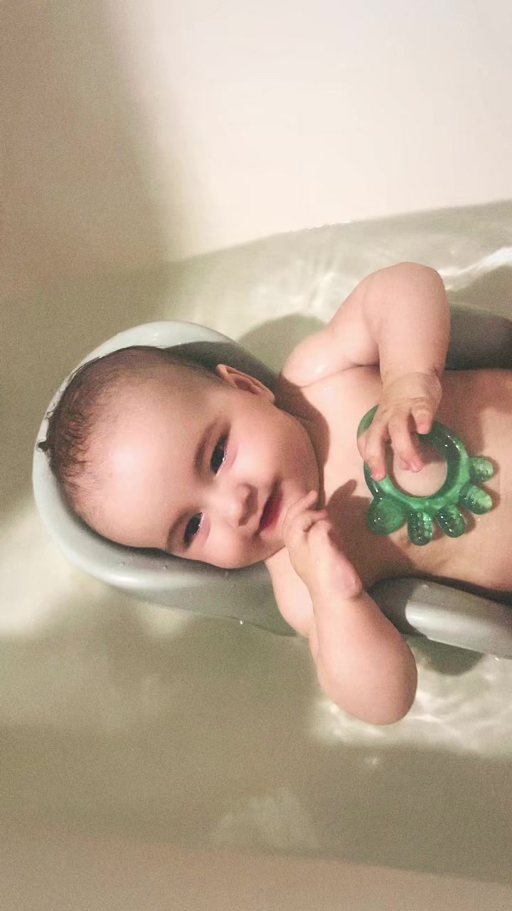 @Lerony🧸