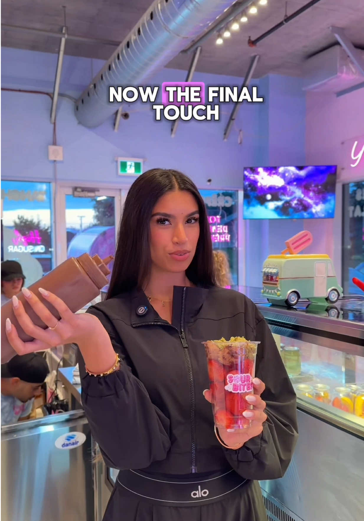 @Sourbitesmtl🍭