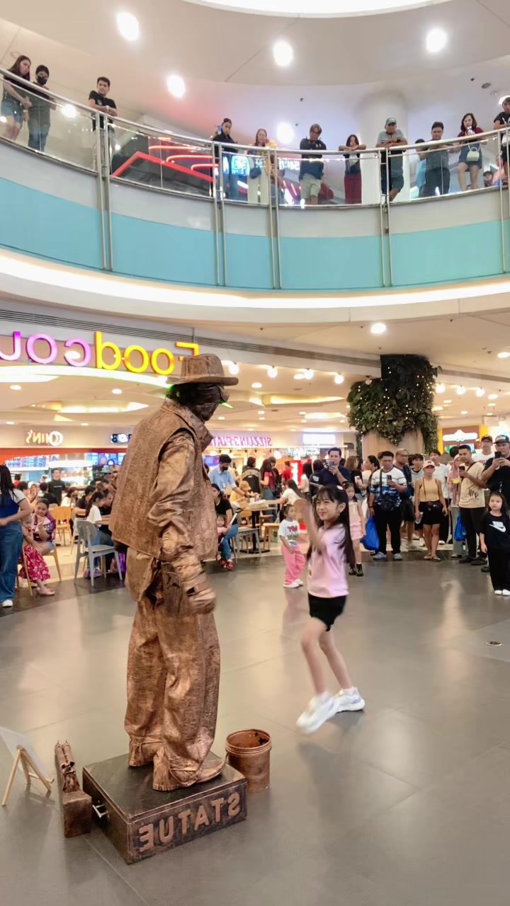 @TOYRO