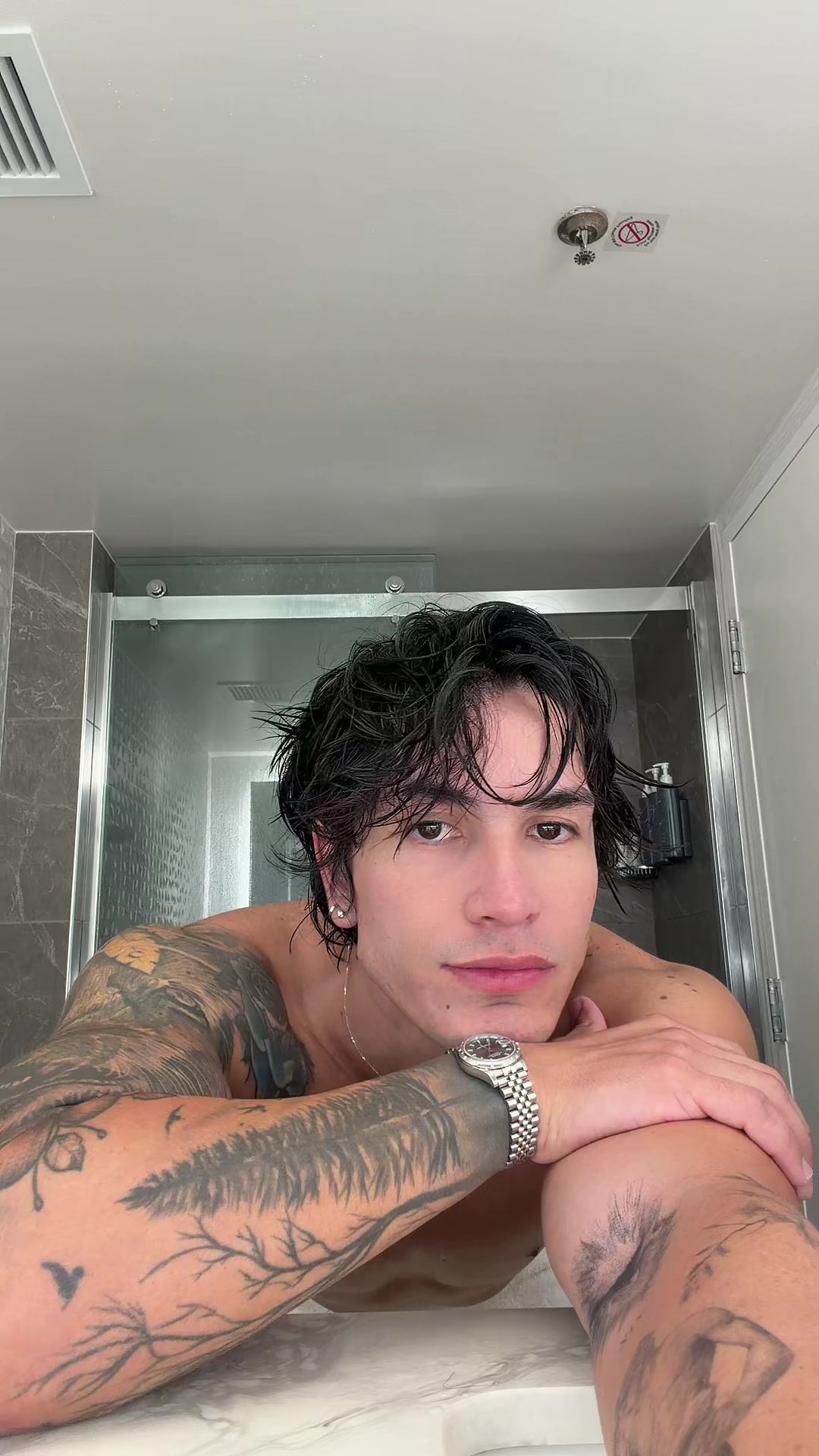@Alejopino