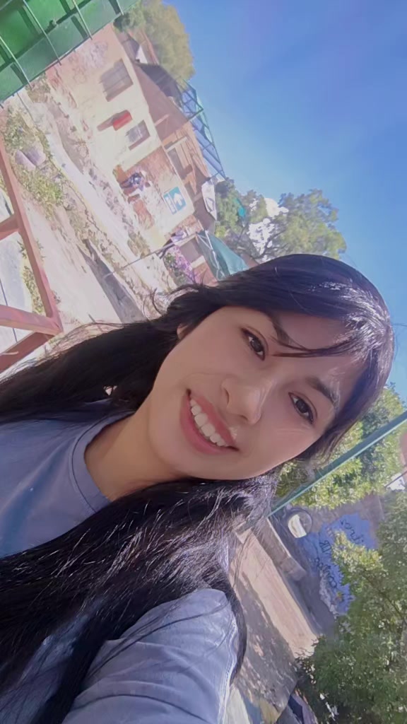@MaRi♡🐼