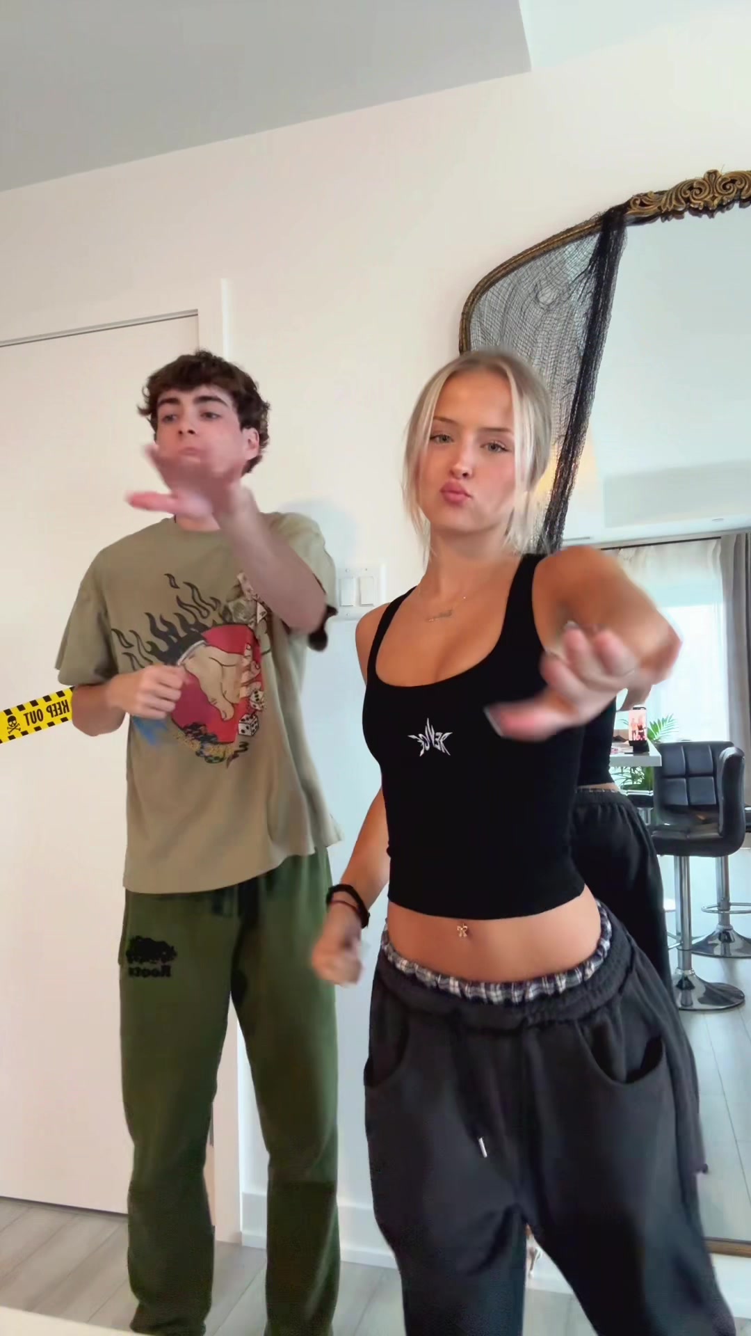 @niki