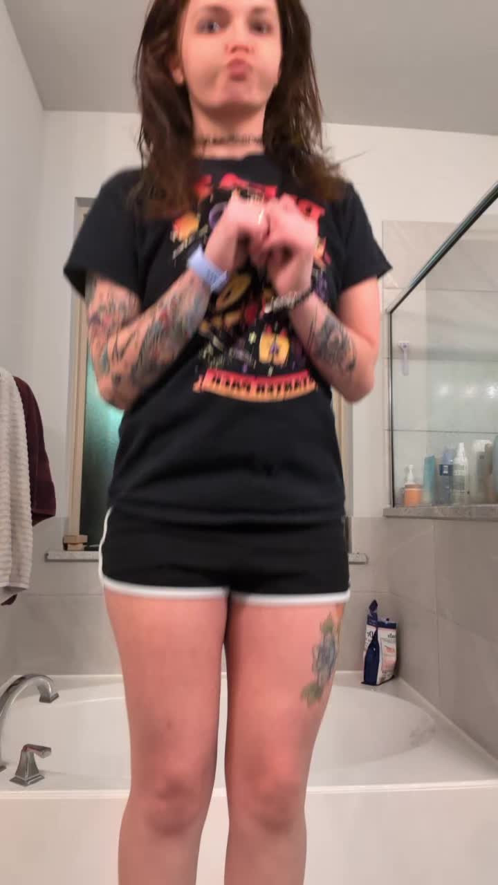 @BibbidiBobiBoo | Streamer