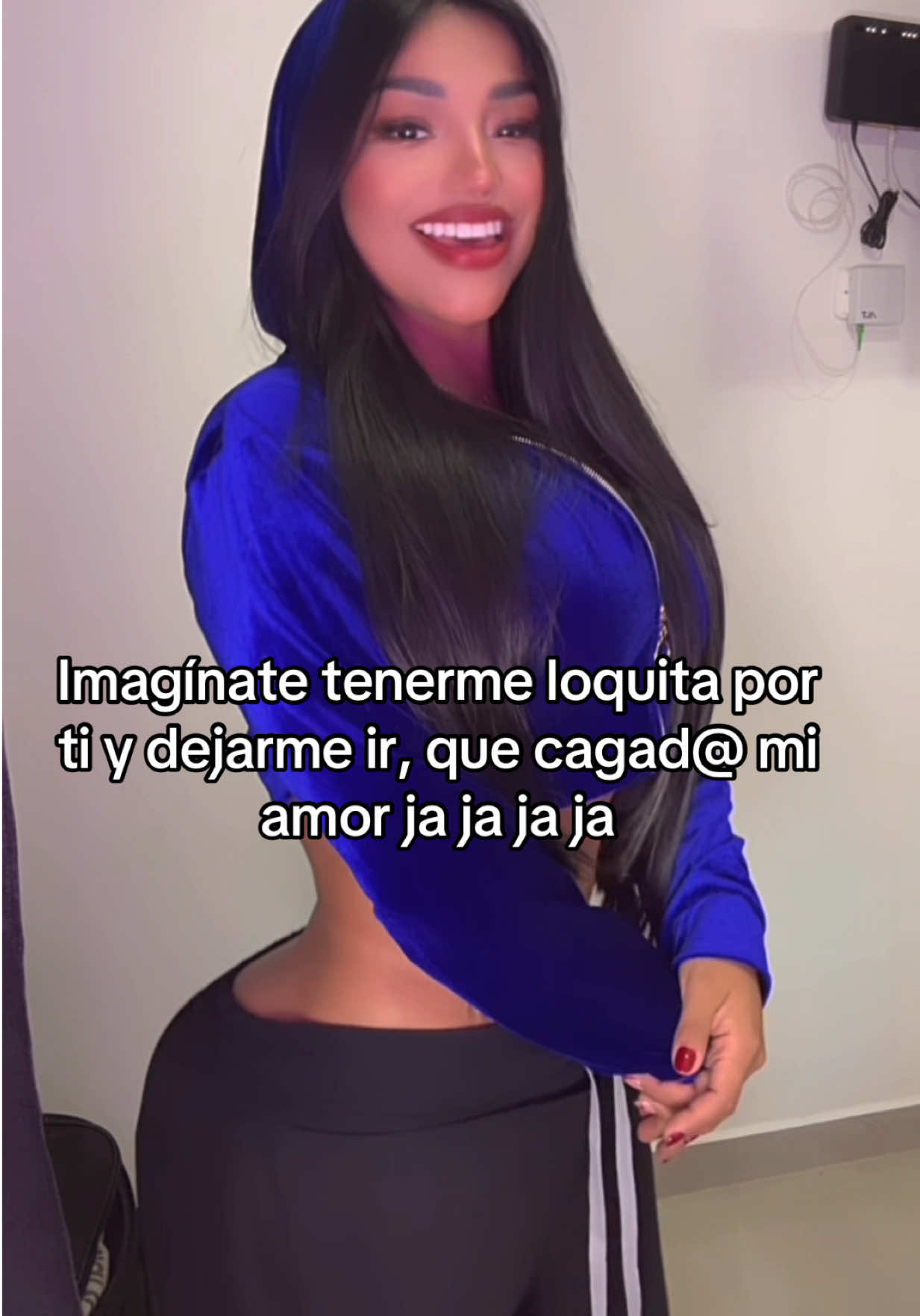 @Karicaceres