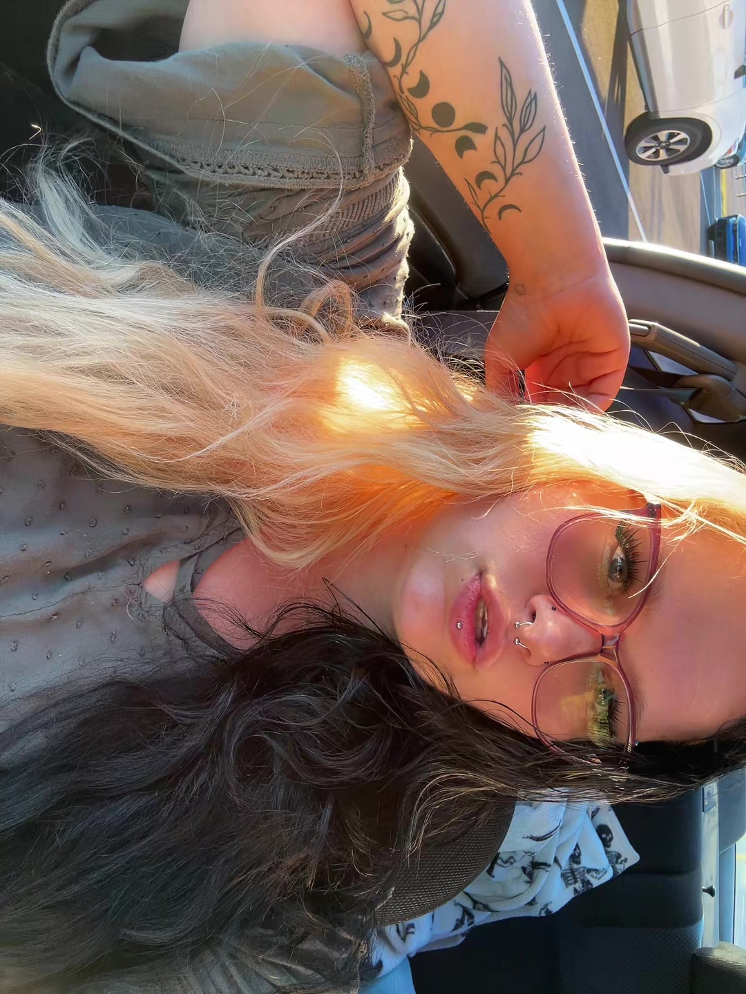 @Liv