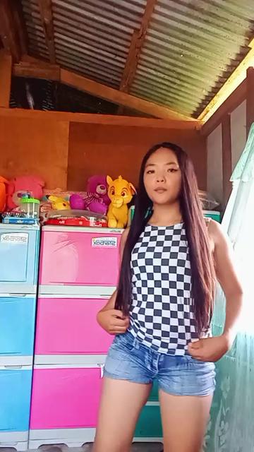 @Simple girl😉