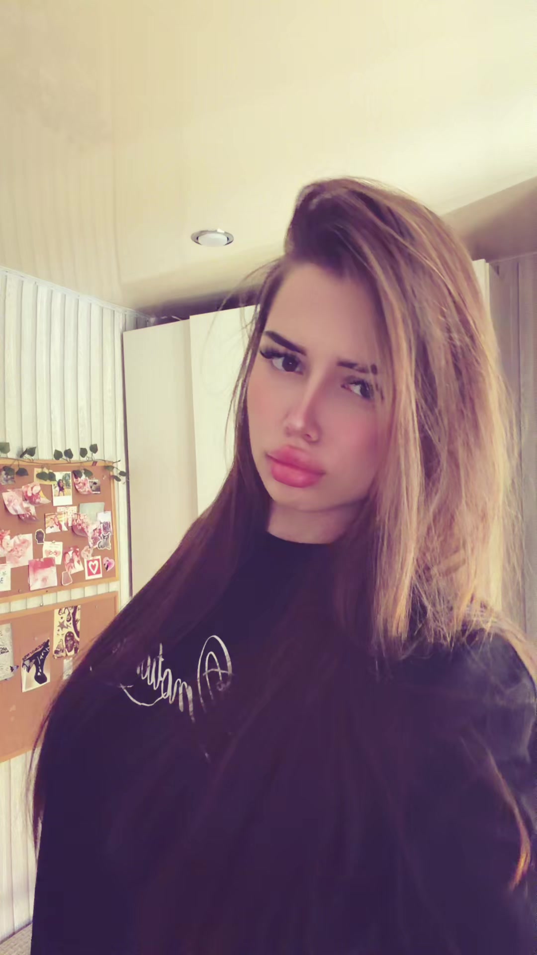 @лисова