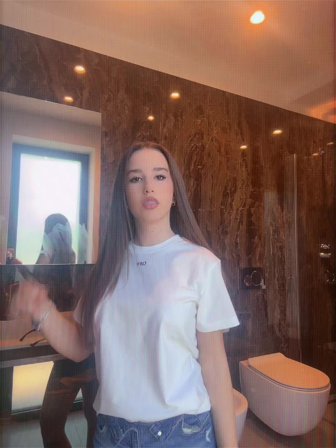 @greta