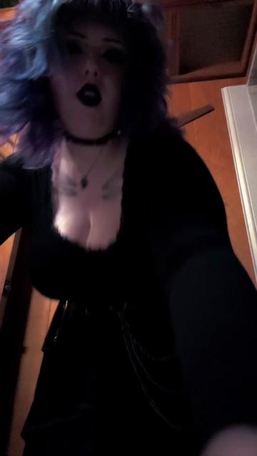 @𝔢𝔩𝔢𝔫𝔞⚢🕯️