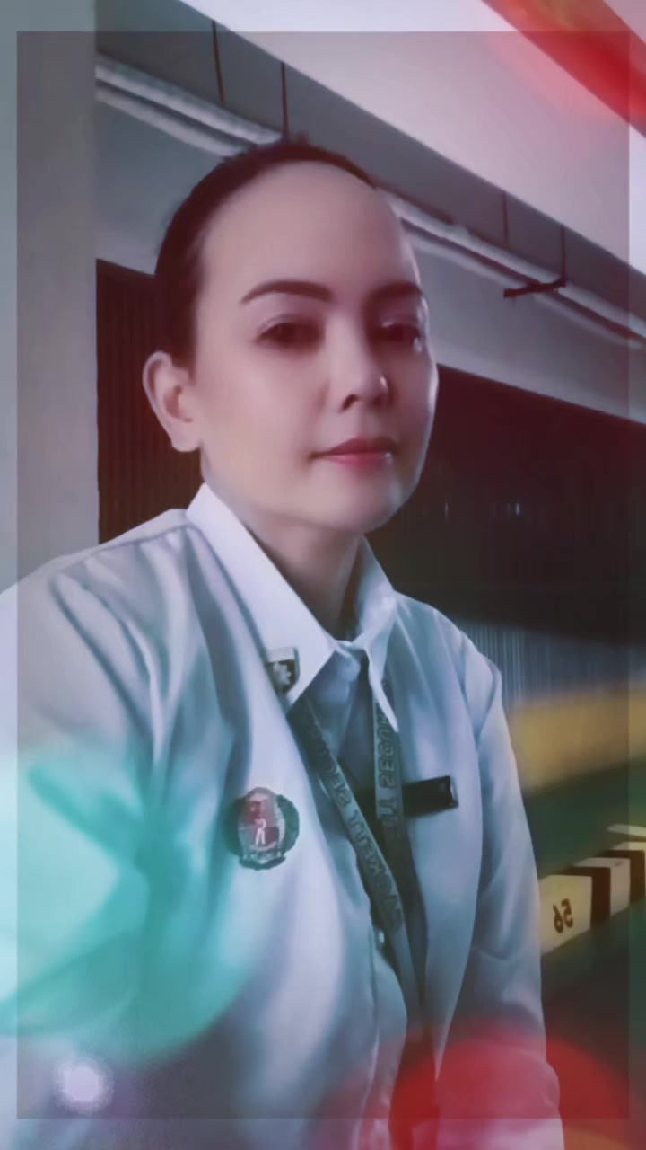 @#strongladyguard👩✈️👱♀️