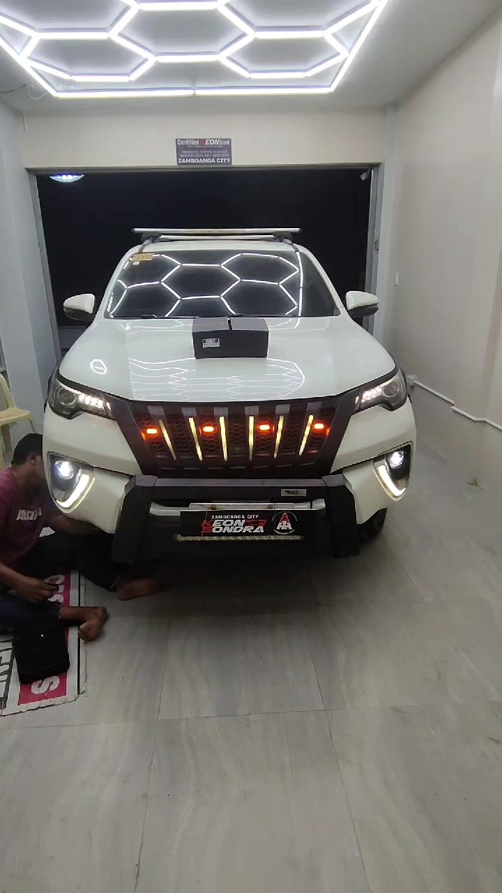 @Andre's Auto Accessories