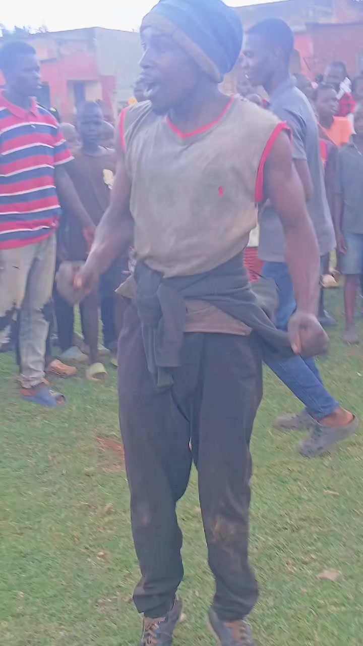 @Derrick Stansilous 🇰🇪