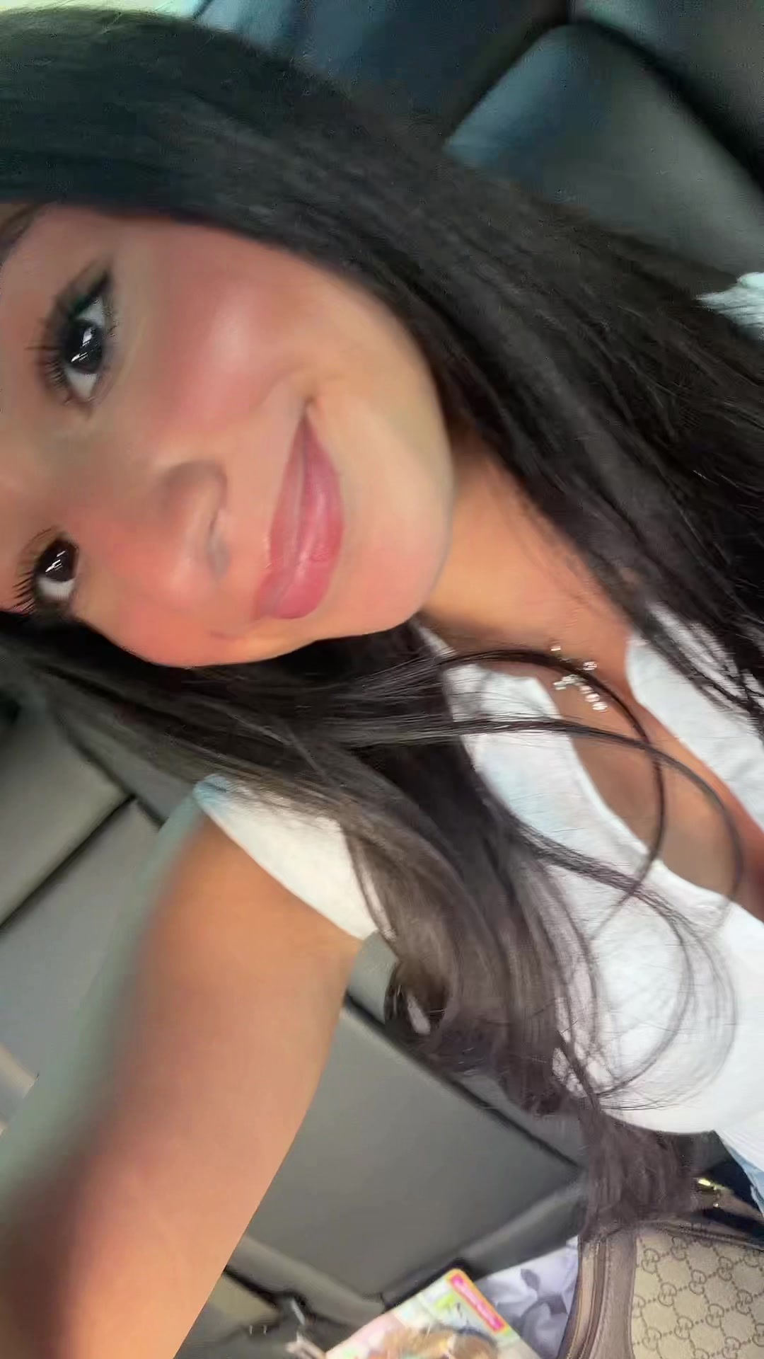 @nadine savaya