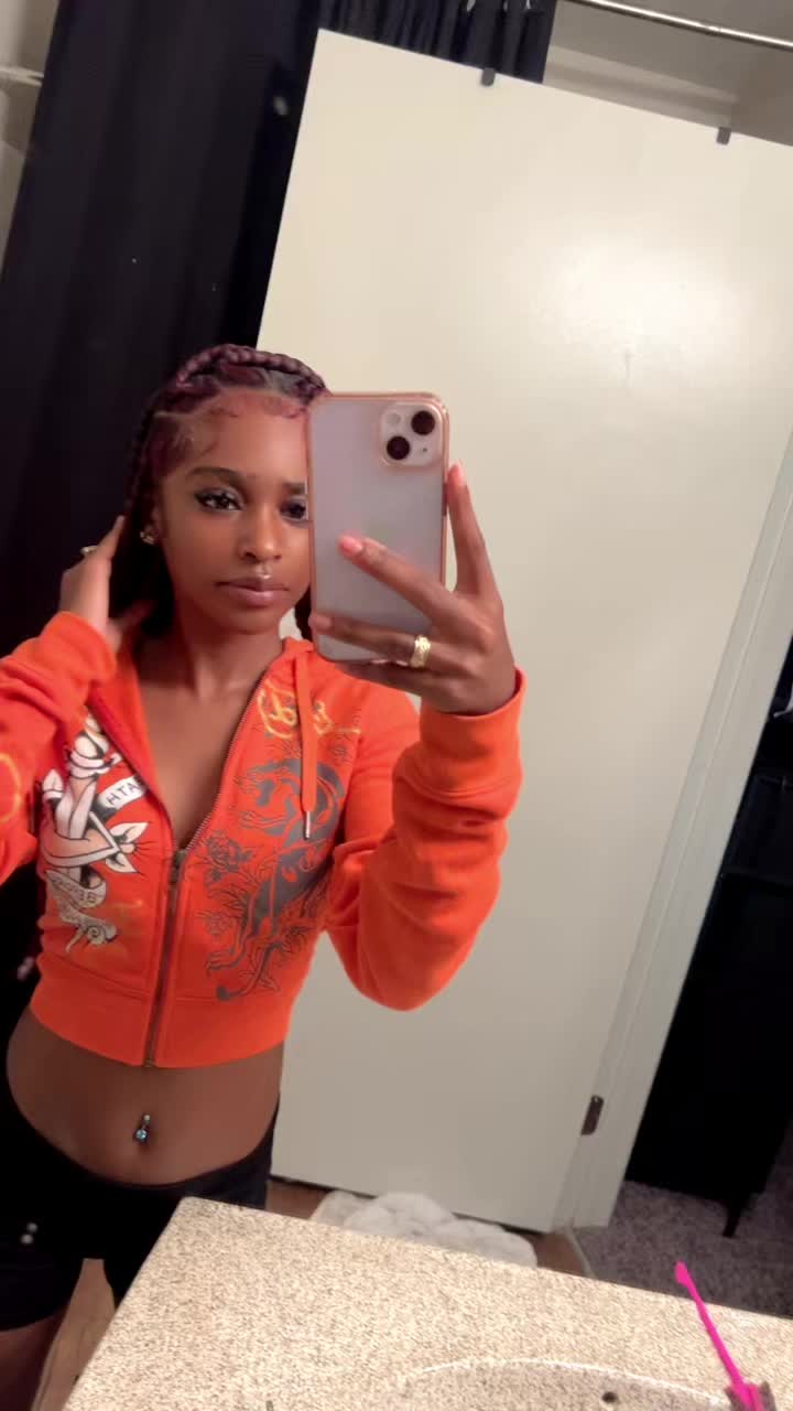 @therealindiaskyy