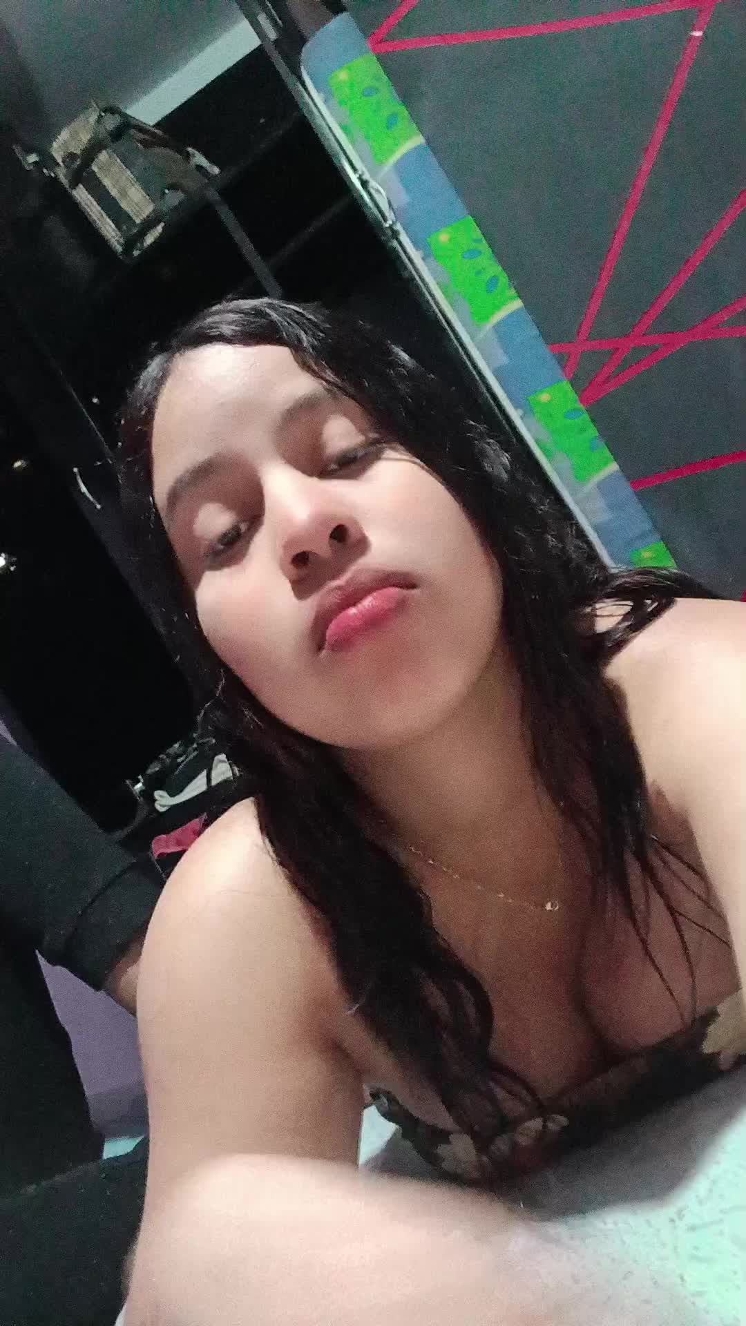@...