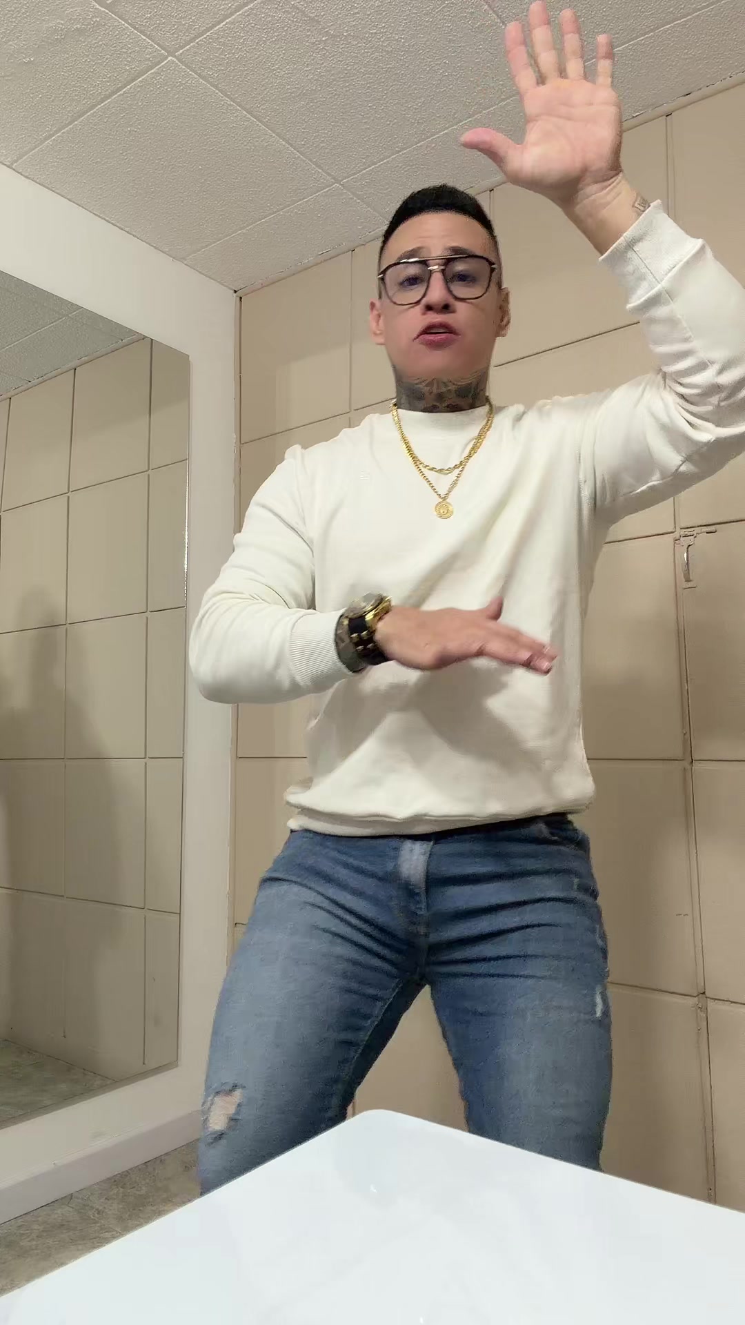 @George1🦅🪗🎙️🇭🇳