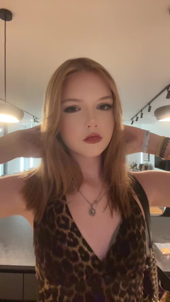 @Willowww