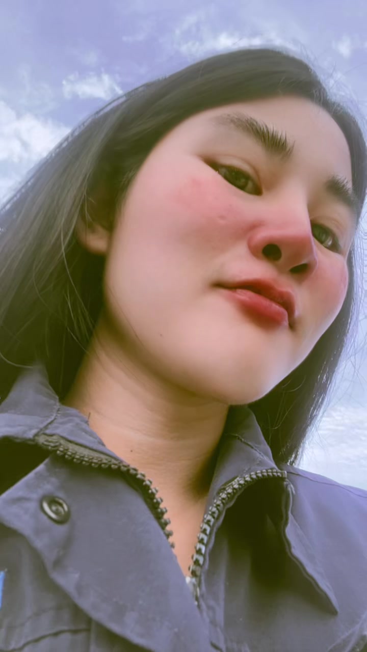 @🪬ยิ้ ม ห ว า น🌈