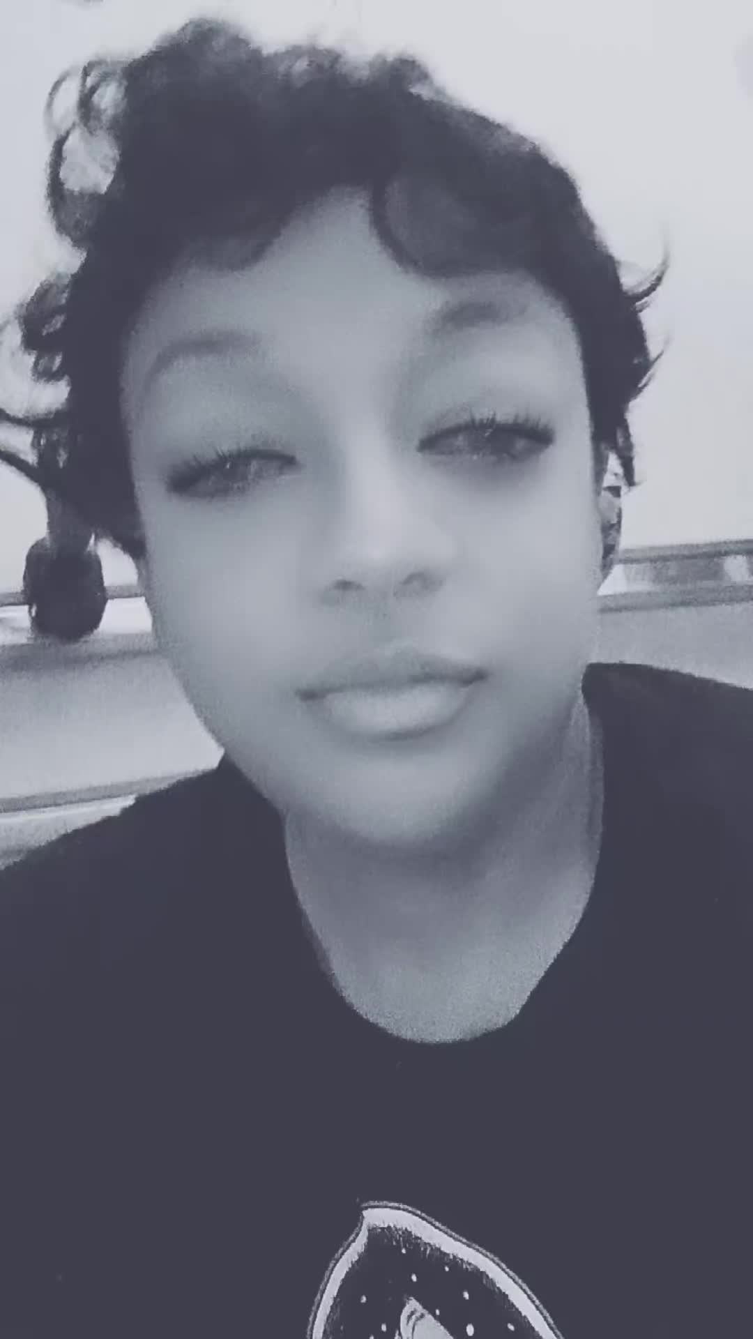 @THE NIKKIEGREENEYEZ COLLECTION