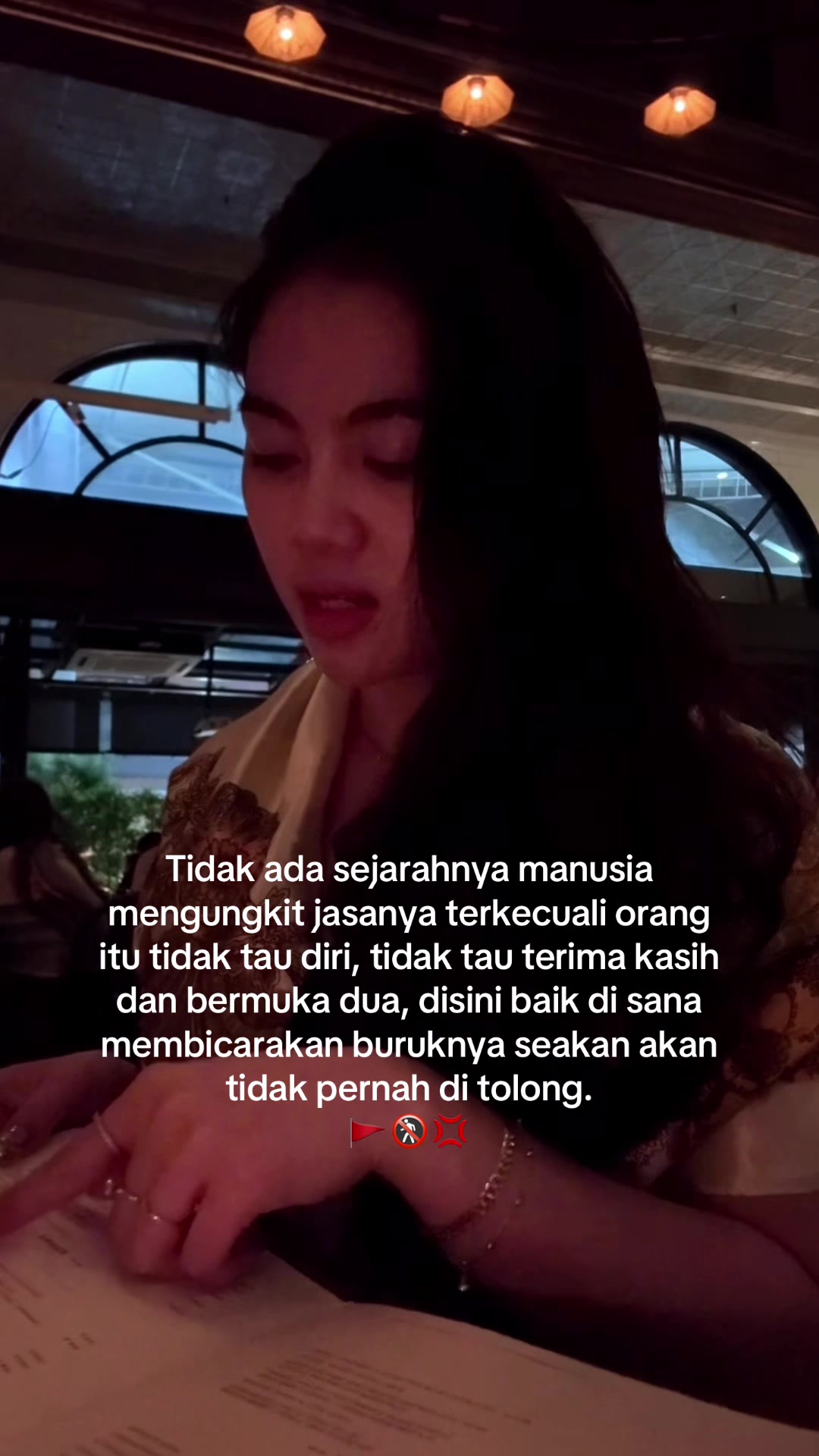 @AGNESSTANIA