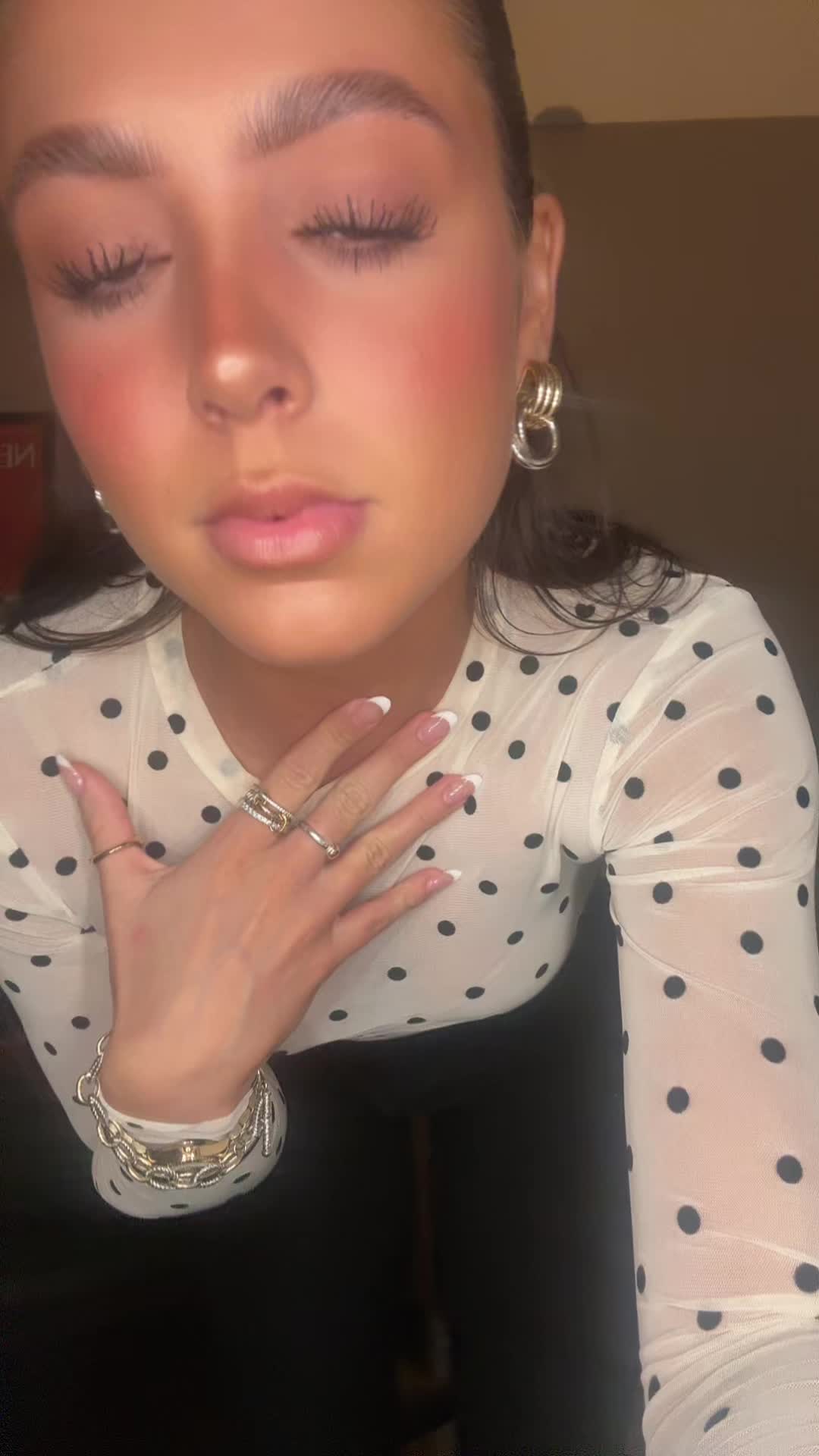 @BELLAAAAAAAA