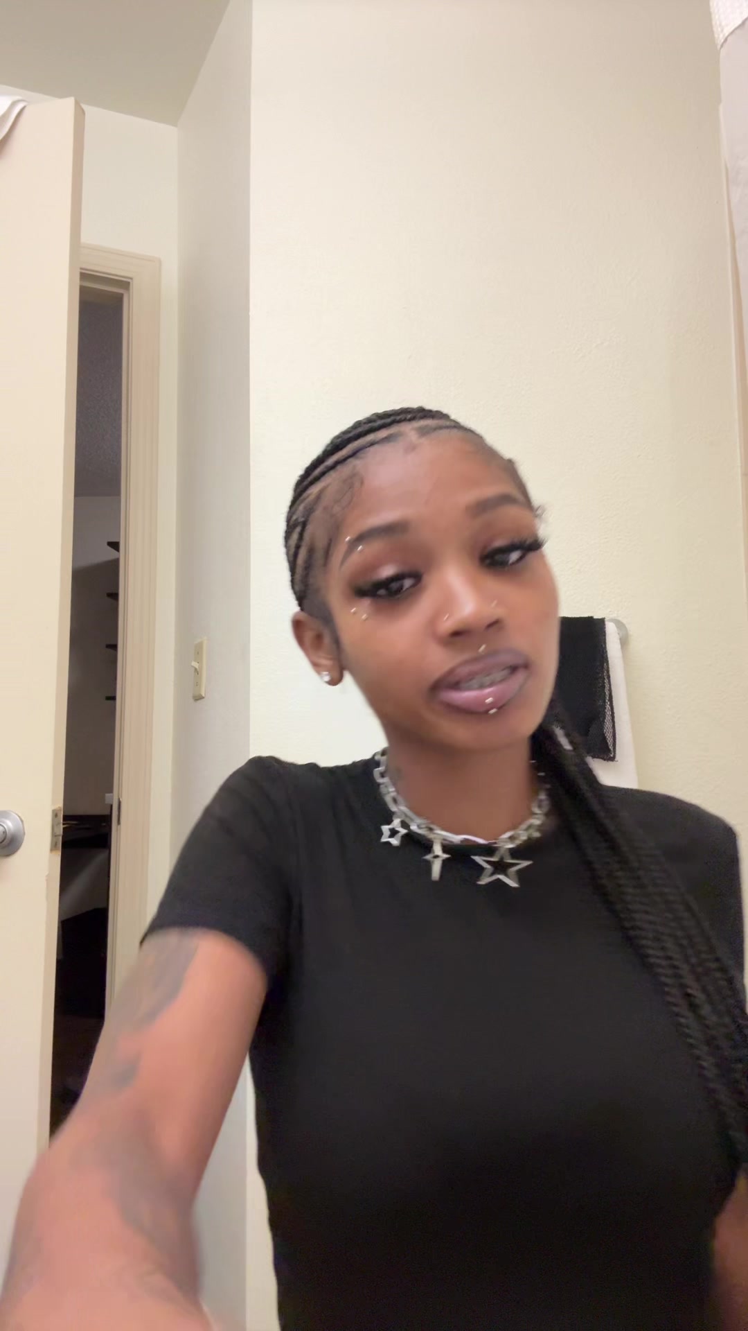@Mi&rsquo;Yana Capri