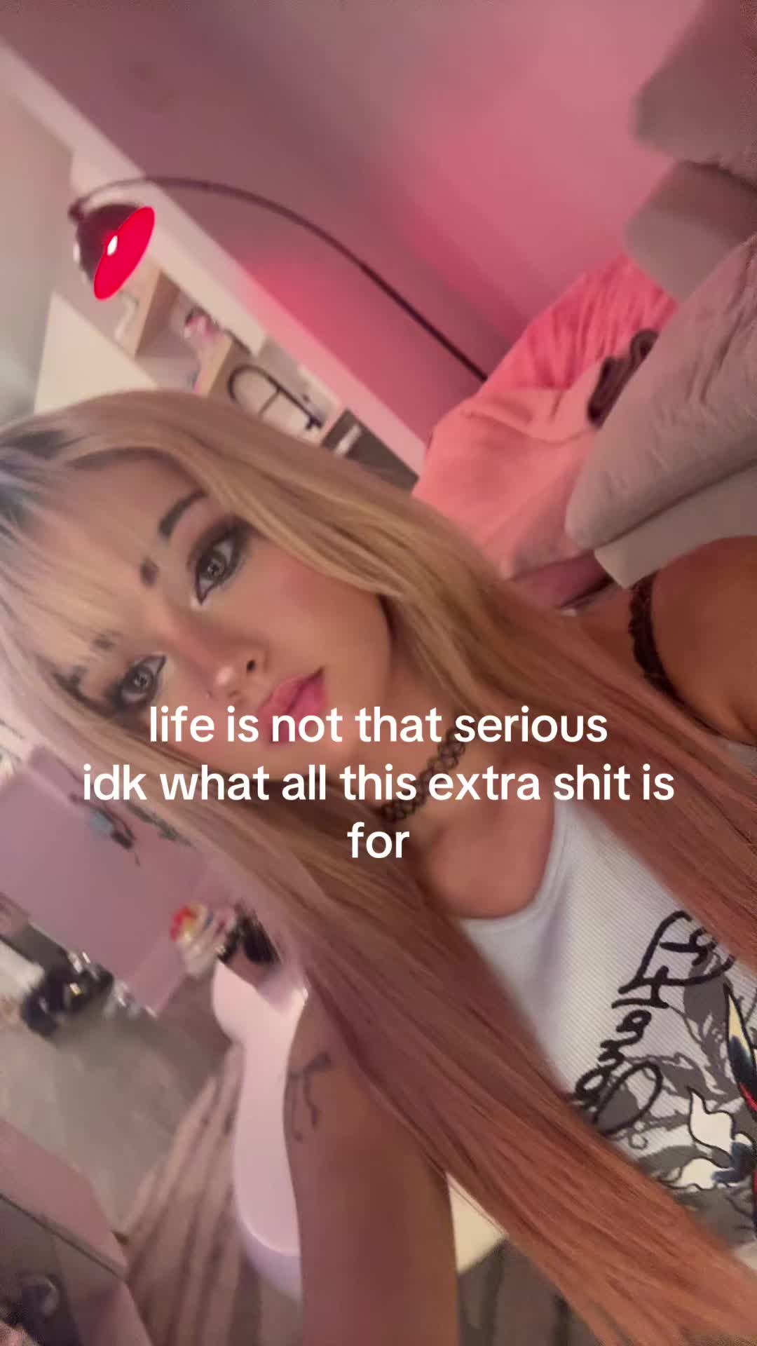 @carobrat