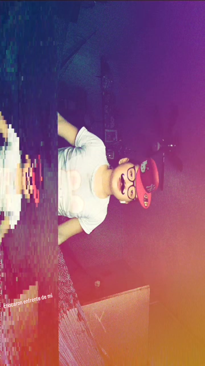 @hellosss 😝✌️