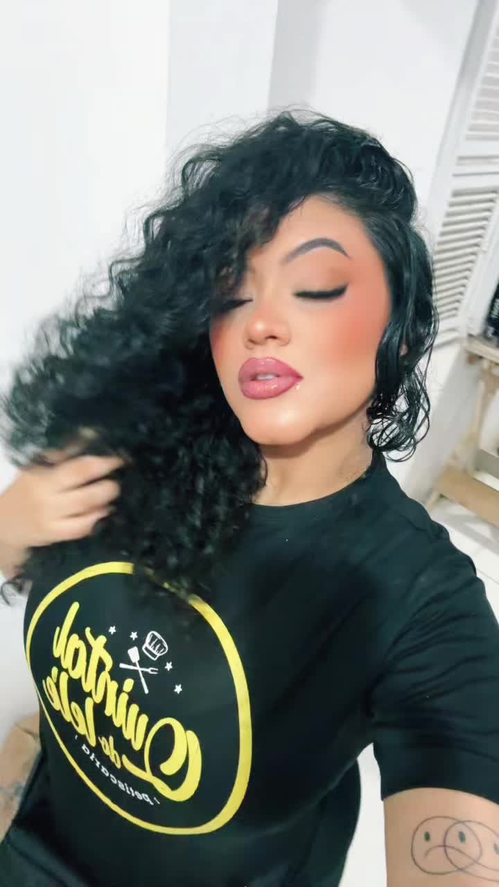 @Karin&atilde;o 💋