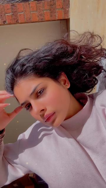 @KomalSethi