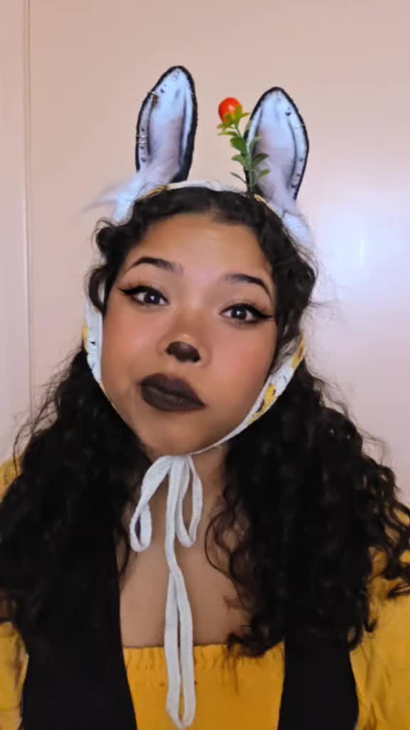 @The Bunnyfolk Cosplayer