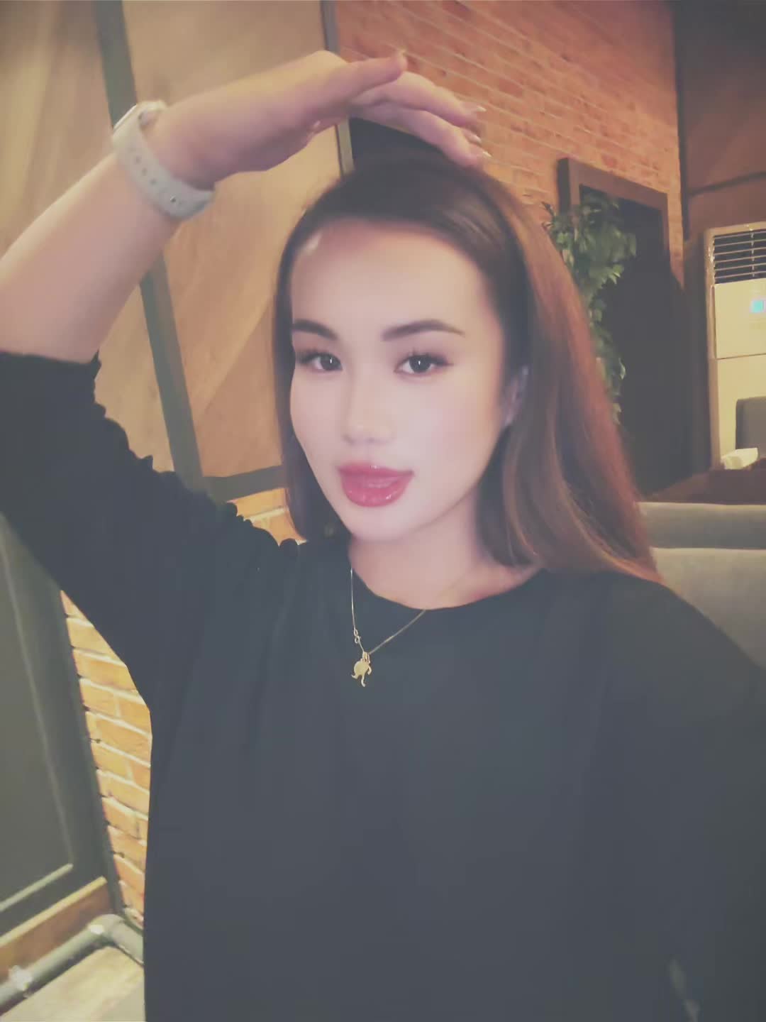 @Akmarzhan