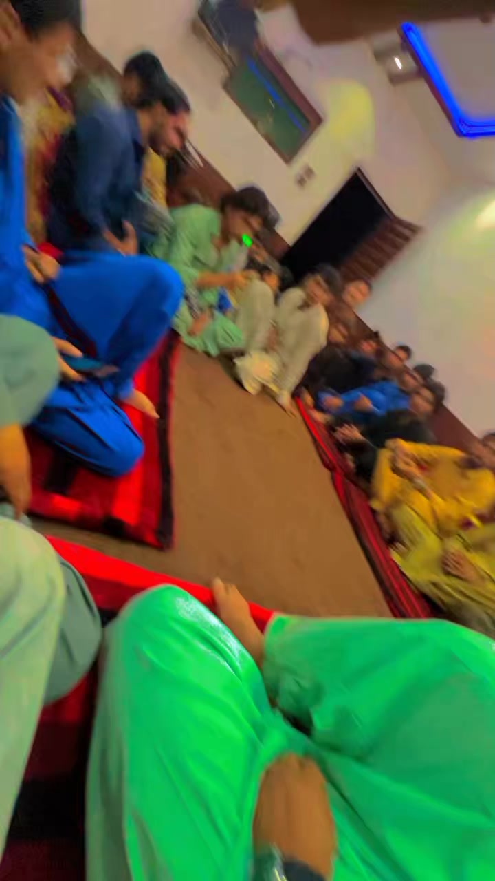 @Khanishaqkhan_1