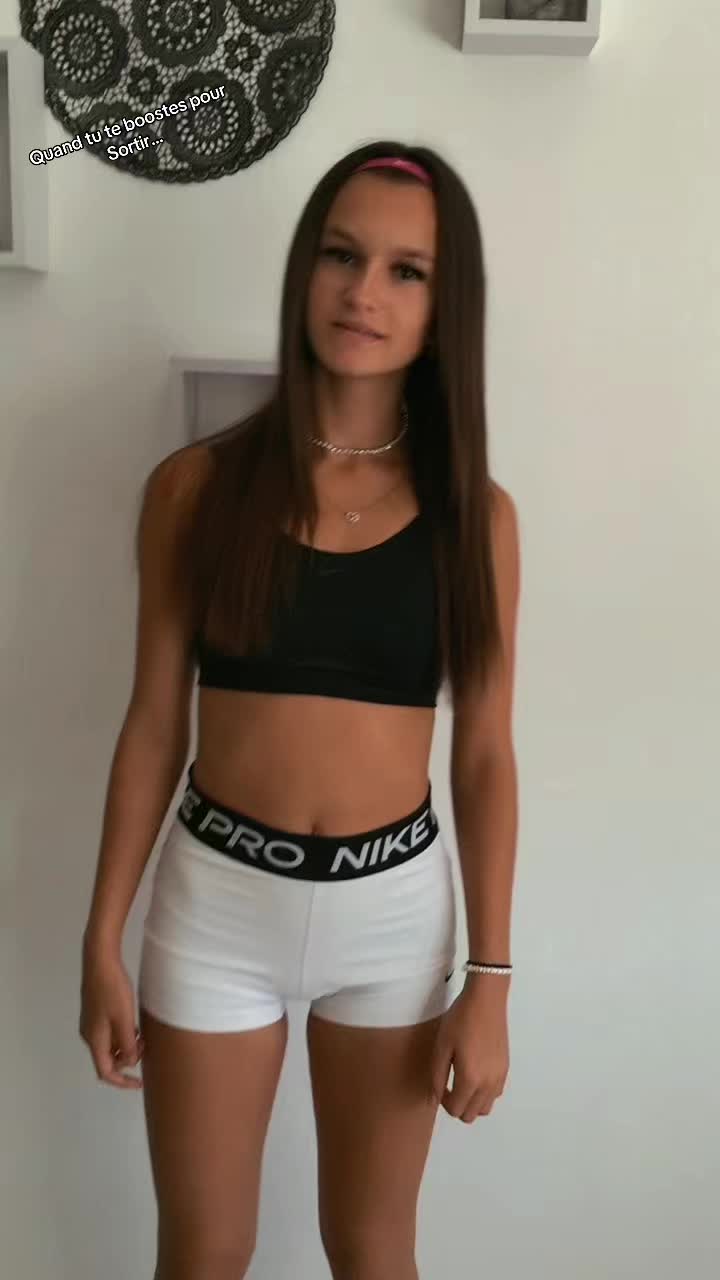 @Capucyneeee