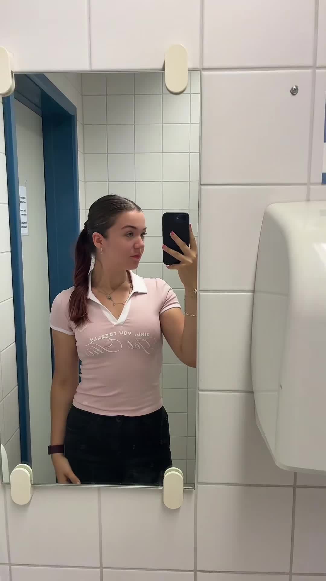 @Larissa
