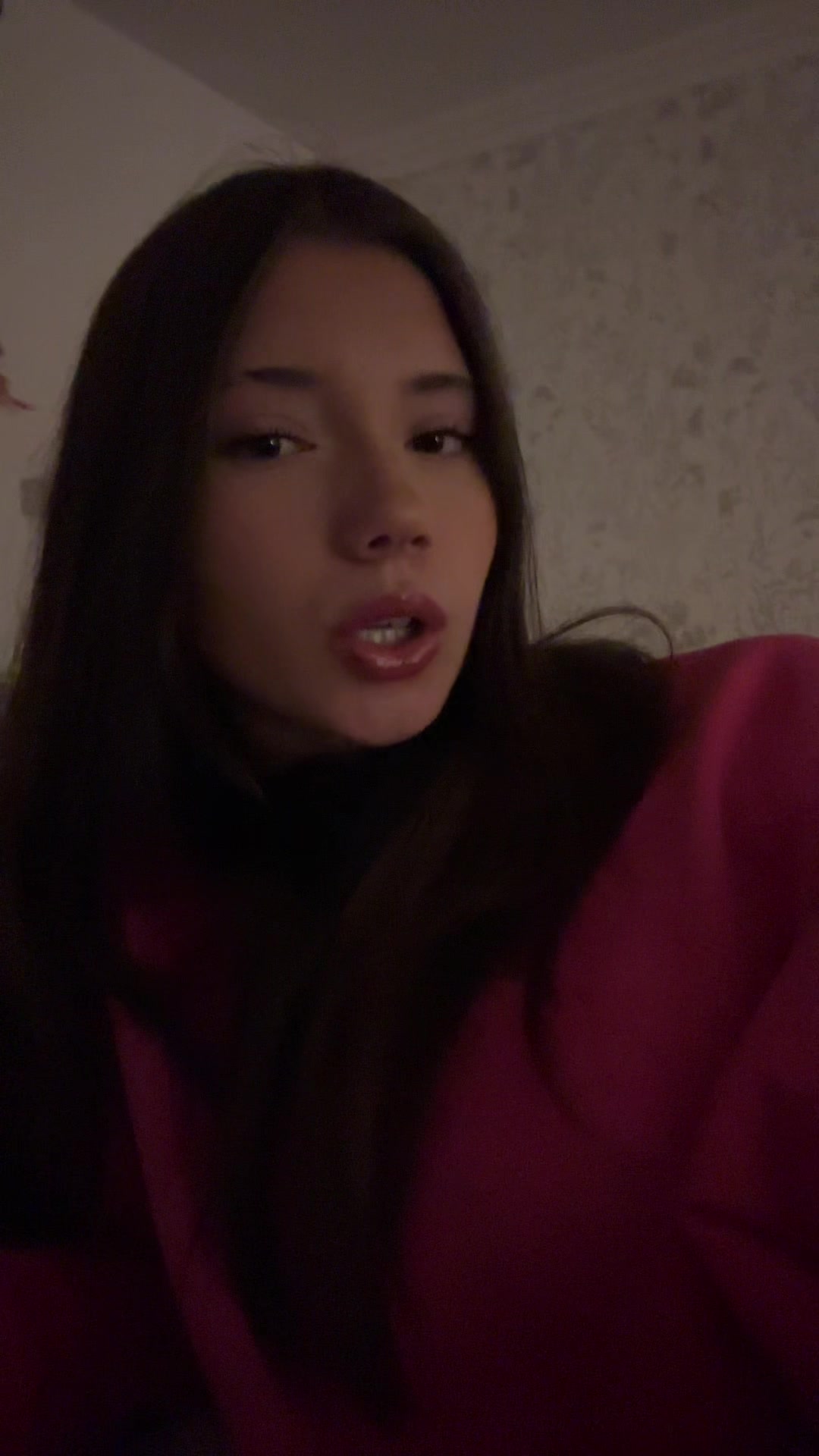 @???
