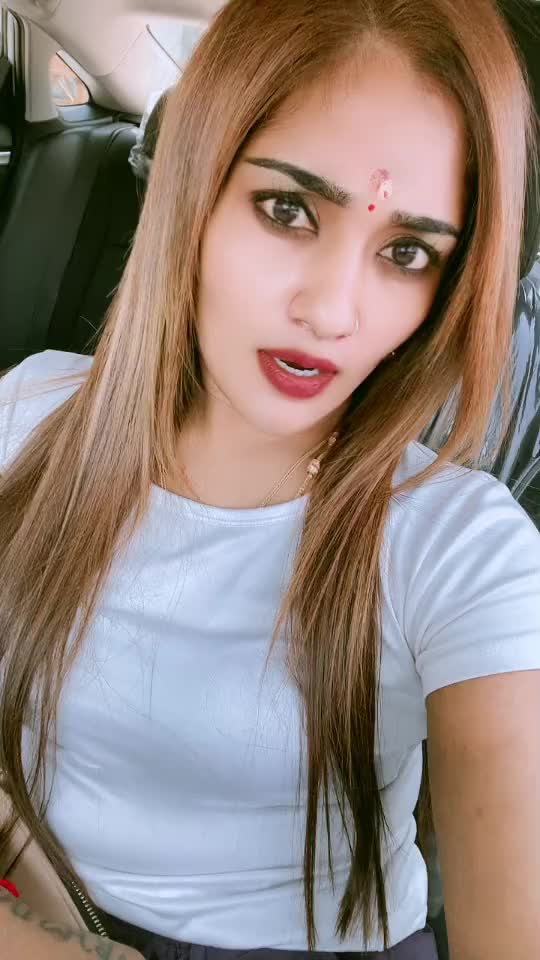 @nishaaaa