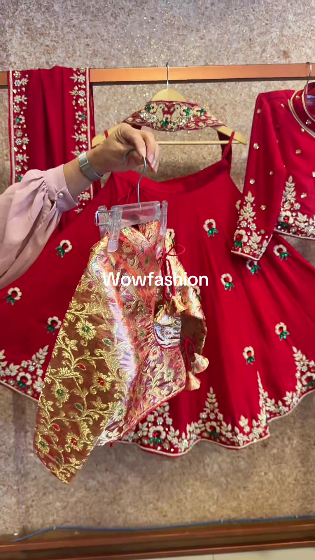 @WOWFashion