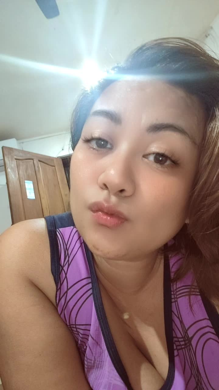 @Emzkieee