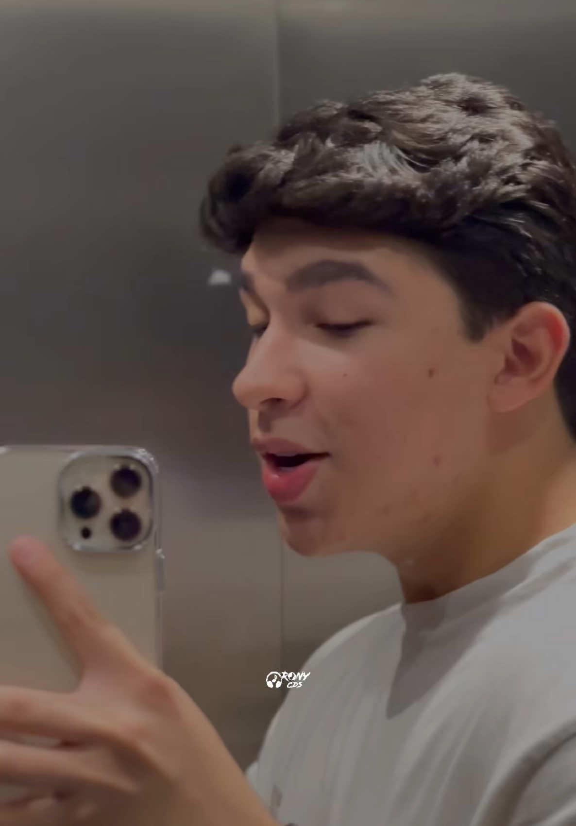 @MV