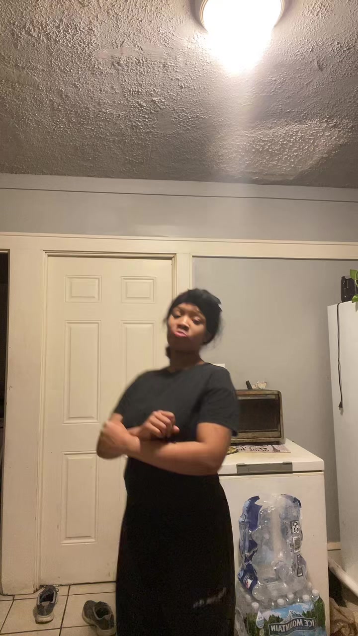 @theyenvymari19