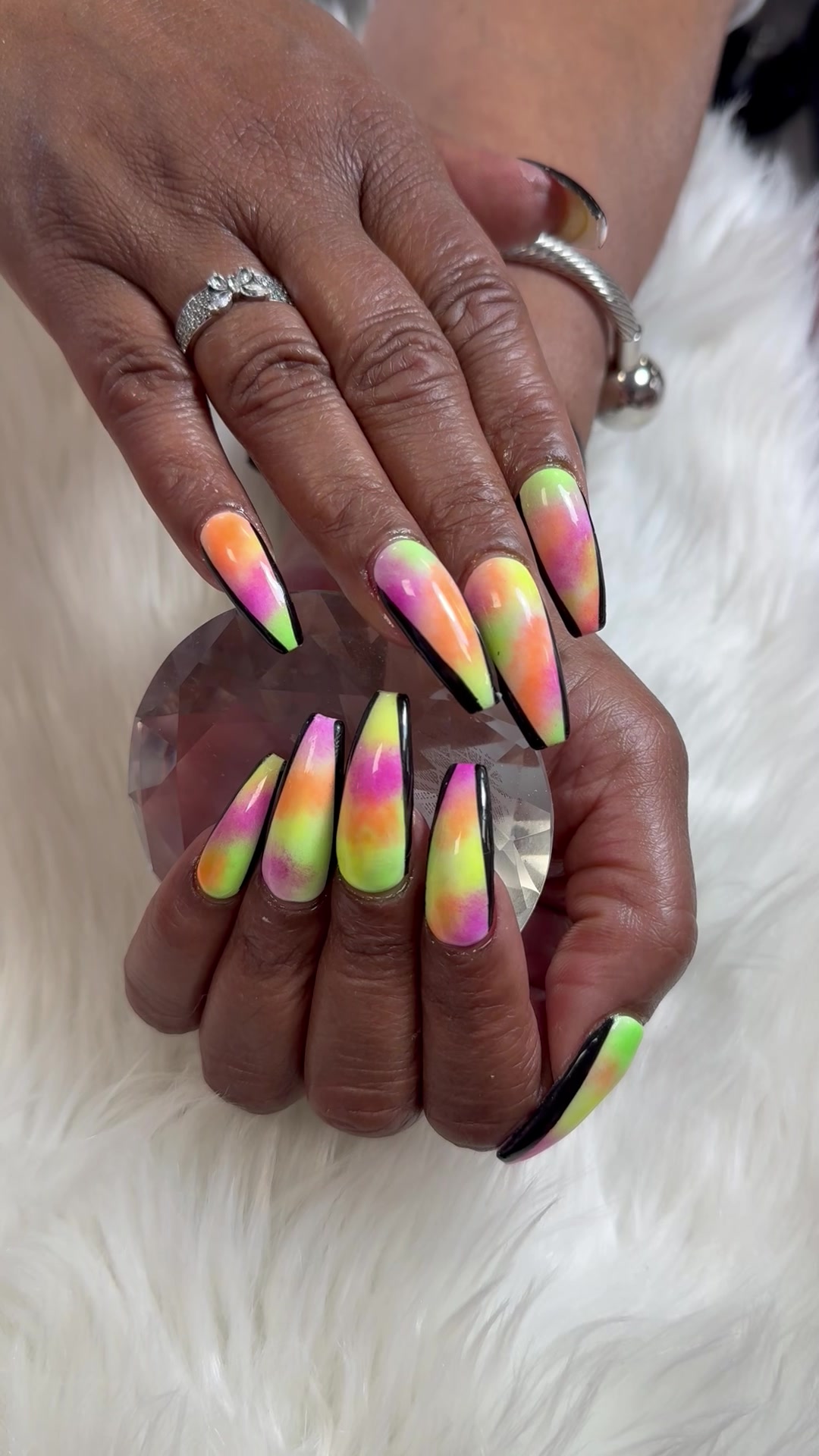 @Top Nails