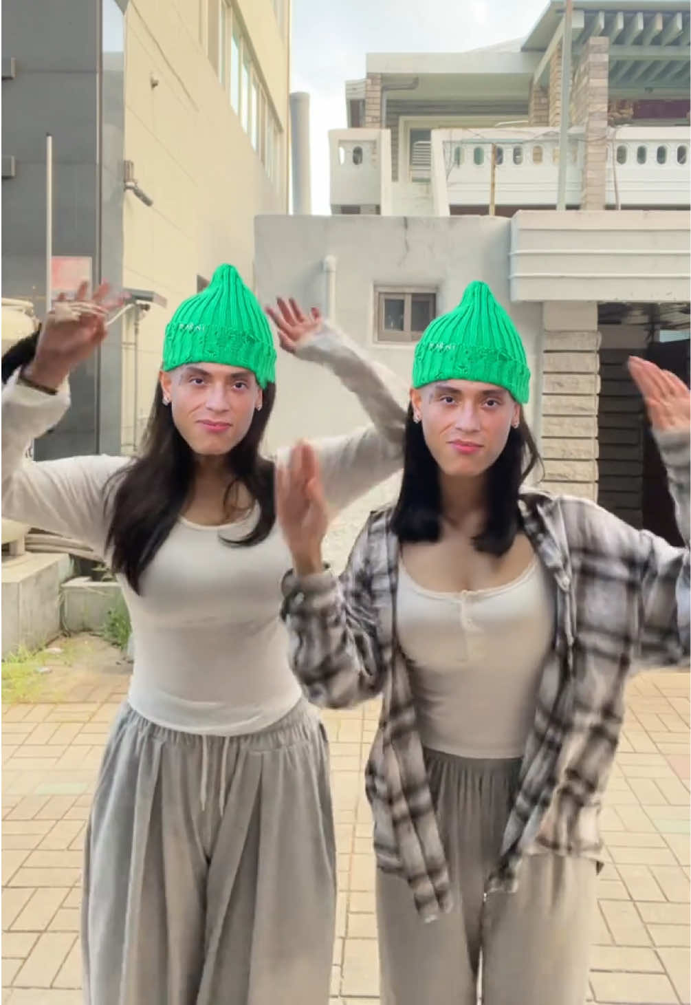 @모음