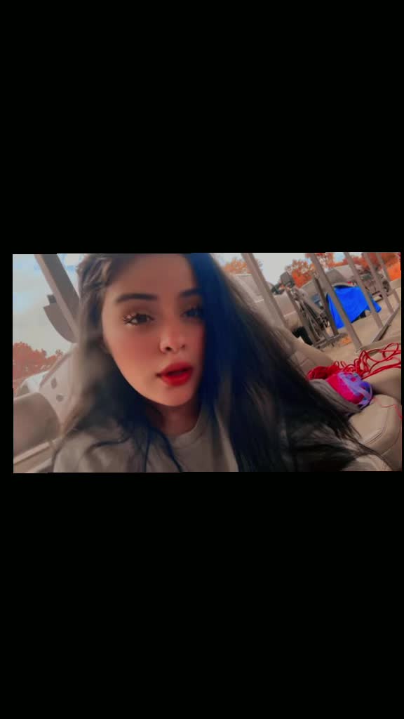 @yasminlashorty